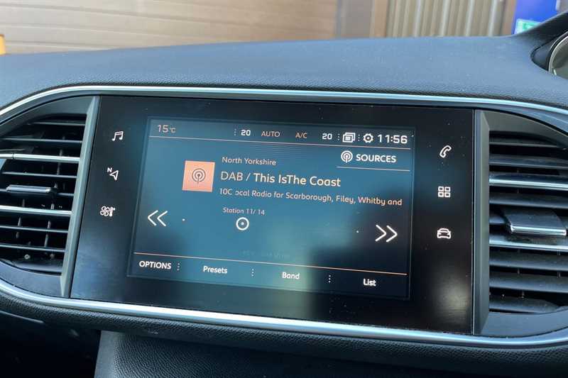 Used Peugeot 308 2018 for sale - 76943934: Photo 17