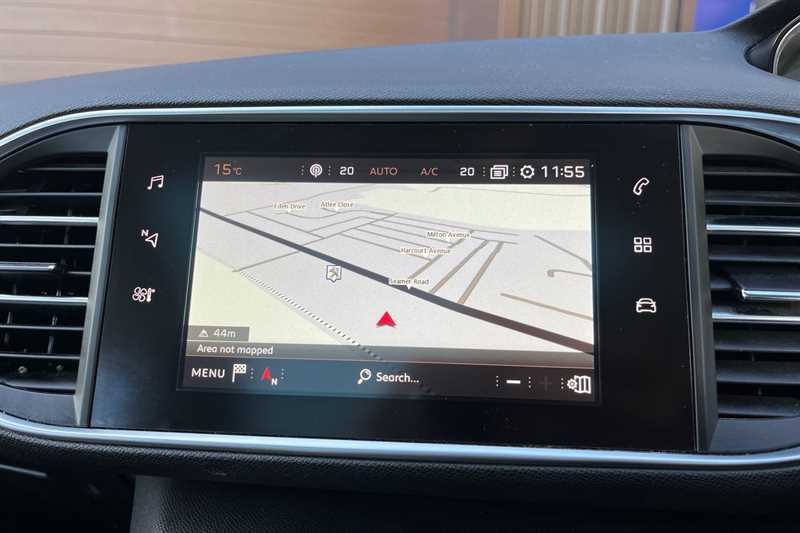 Used Peugeot 308 2018 for sale - 76943934: Photo 18