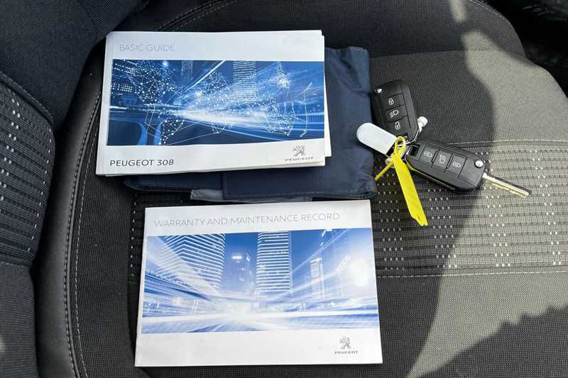 Used Peugeot 308 2018 for sale - 76943934: Photo 36