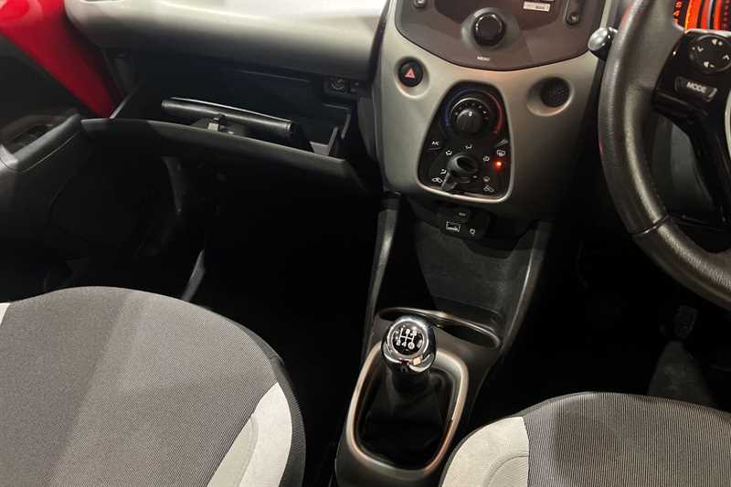 Used Toyota AYGO 2017 for sale - 77416743: Photo 13