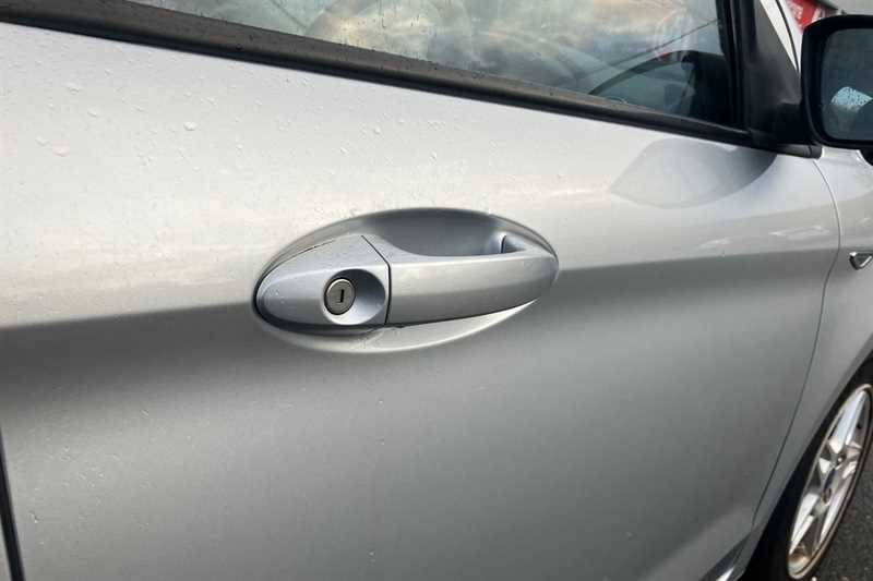 Used Ford Ka+ 2017 for sale - 76805618: Photo 33