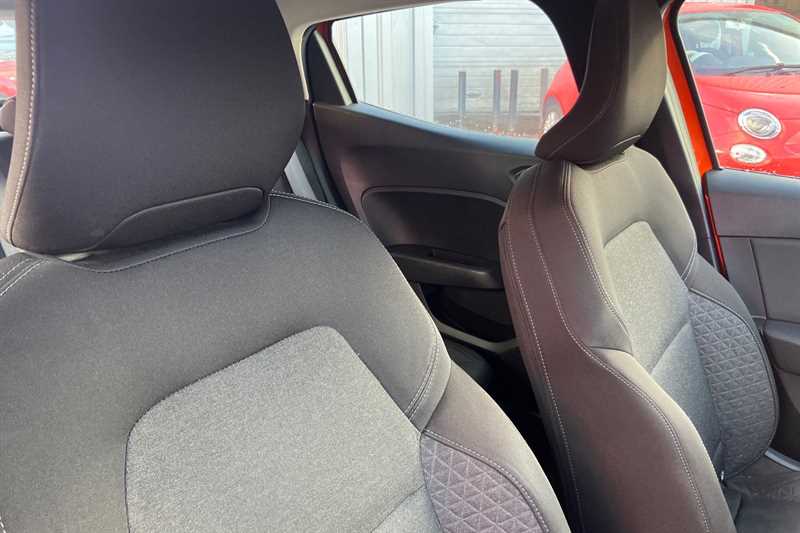 Used Renault Clio 2020 for sale - 76943650: Photo 23