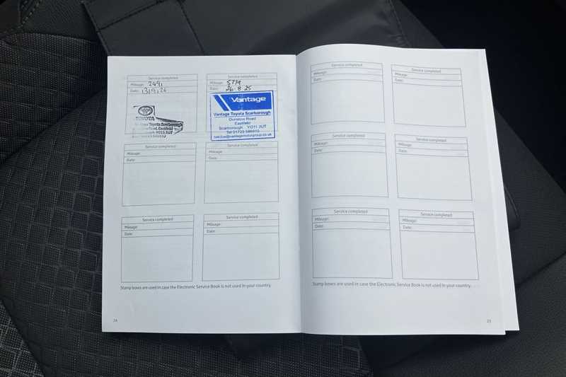 Used Toyota C-HR 2023 for sale - 77322094: Photo 36