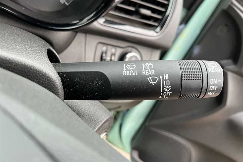 Used Vauxhall Viva 2016 for sale - 77699889: Photo 40