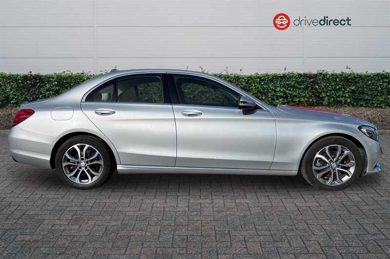 Used Mercedes-Benz C Class 2016 for sale - 77843059: Photo 2