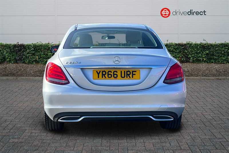 Used Mercedes-Benz C Class 2016 for sale - 77843059: Photo 4