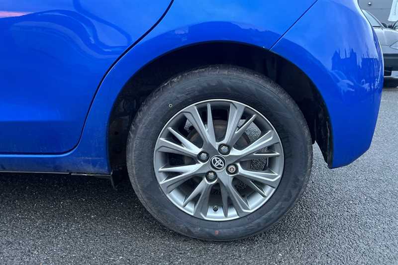 Used Toyota Yaris 2017 for sale - 77317635: Photo 11