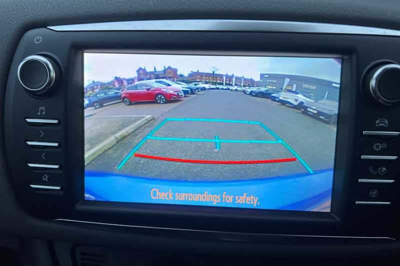 Used Toyota Yaris 2017 for sale - 77317635: Photo 19