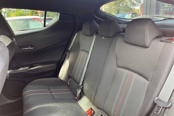 Used Toyota C-HR 2022 for sale - 76168922: Photo 24