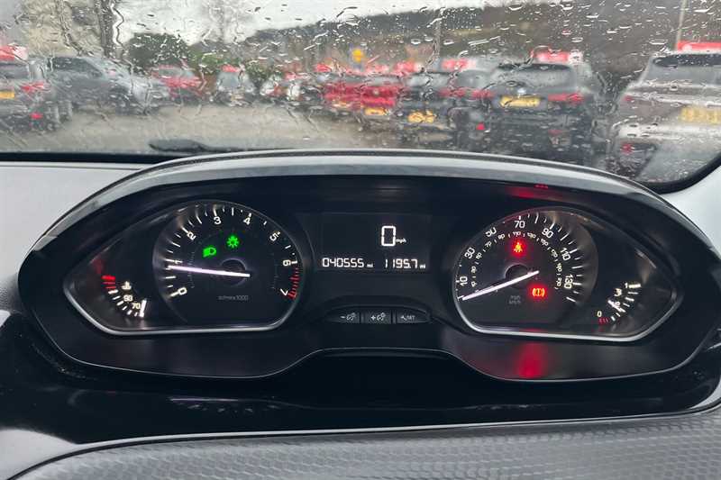 Used Peugeot 208 2018 for sale - 76917833: Photo 20