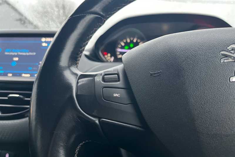 Used Peugeot 208 2018 for sale - 76917833: Photo 21