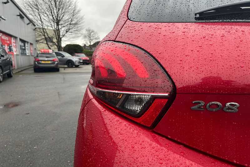 Used Peugeot 208 2018 for sale - 76917833: Photo 31