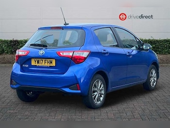 Used Toyota Yaris 2017 for sale - 77335101: Photo