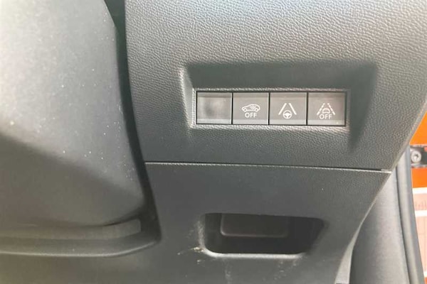 Used Peugeot 2008 2020 for sale - 76169114: Photo 38