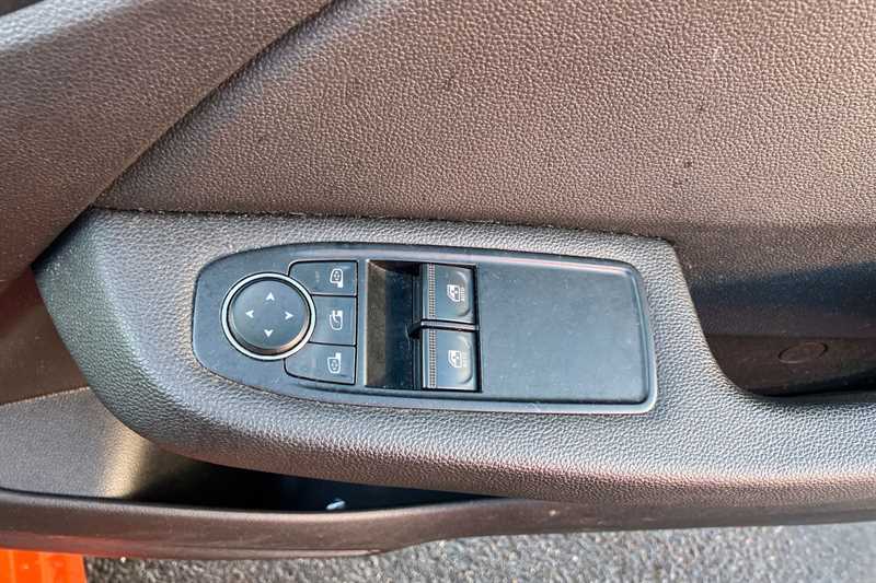 Used Renault Clio 2020 for sale - 77430326: Photo 16