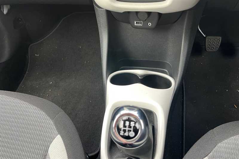 Used Toyota AYGO 2021 for sale - 76717718: Photo 14