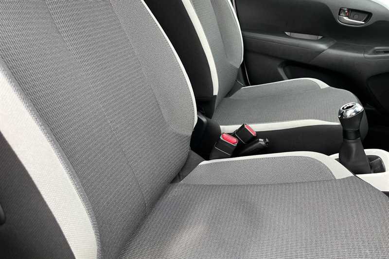 Used Toyota AYGO 2021 for sale - 76717718: Photo 23