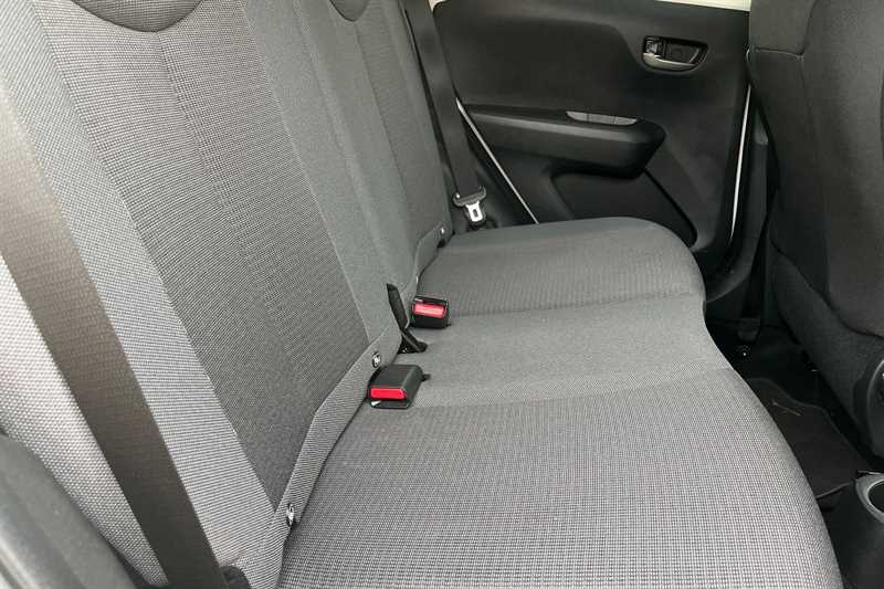 Used Toyota AYGO 2021 for sale - 76717718: Photo 24