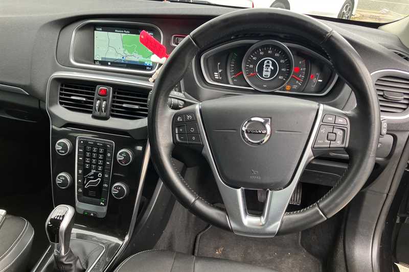 Used Volvo V40 2016 for sale - 78216726: Photo 48