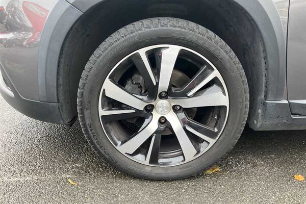 Used Peugeot 2008 2018 for sale - 76298590: Photo 10