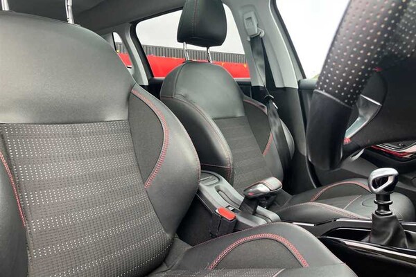Used Peugeot 2008 2018 for sale - 76298590: Photo 23
