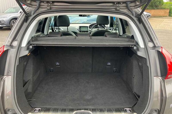 Used Peugeot 2008 2018 for sale - 76298590: Photo 25