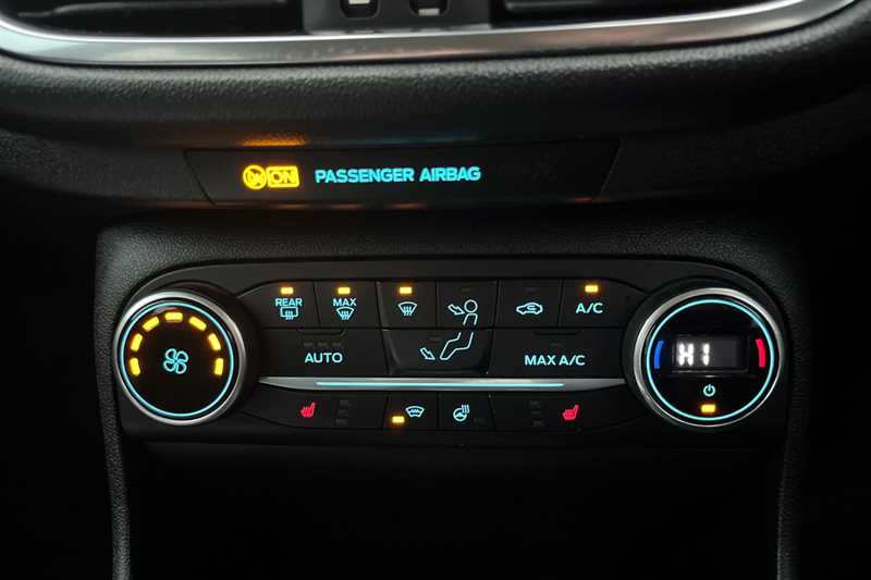 Used Ford Fiesta 2018 for sale - 77787997: Photo 15