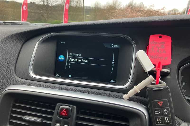 Used Volvo V40 2016 for sale - 78207731: Photo 17