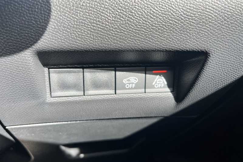 Used Peugeot 208 2023 for sale - 76529941: Photo 40