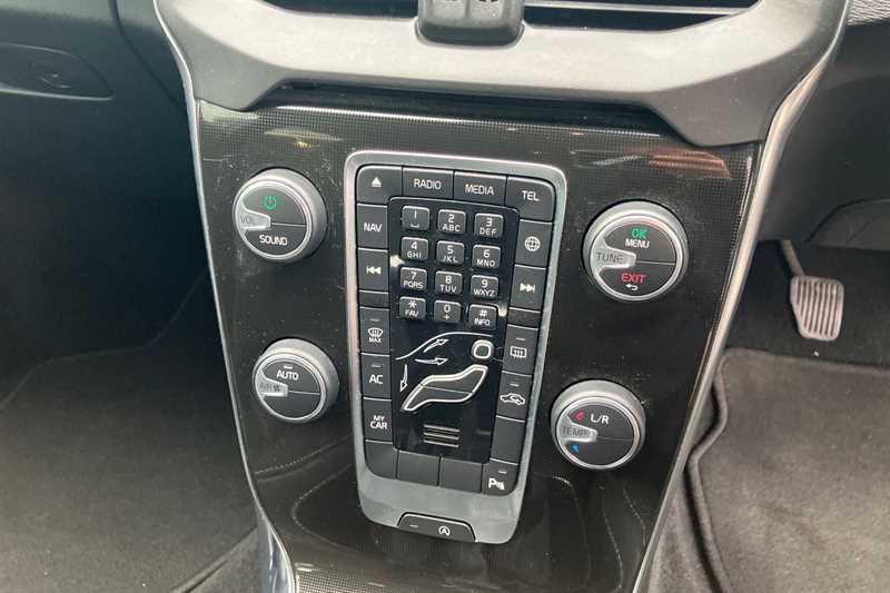 Used Volvo V40 2016 for sale - 78174113: Photo 15