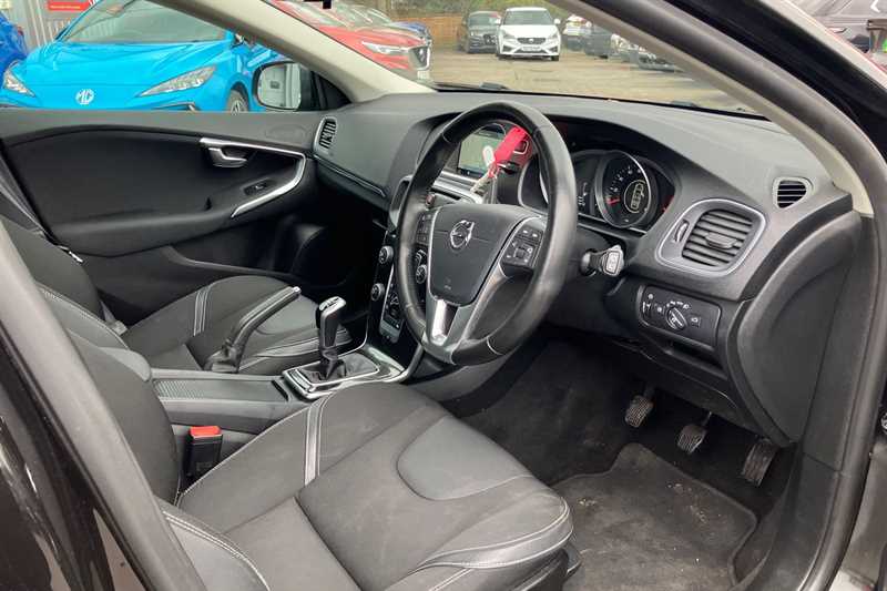 Used Volvo V40 2016 for sale - 78174113: Photo 45