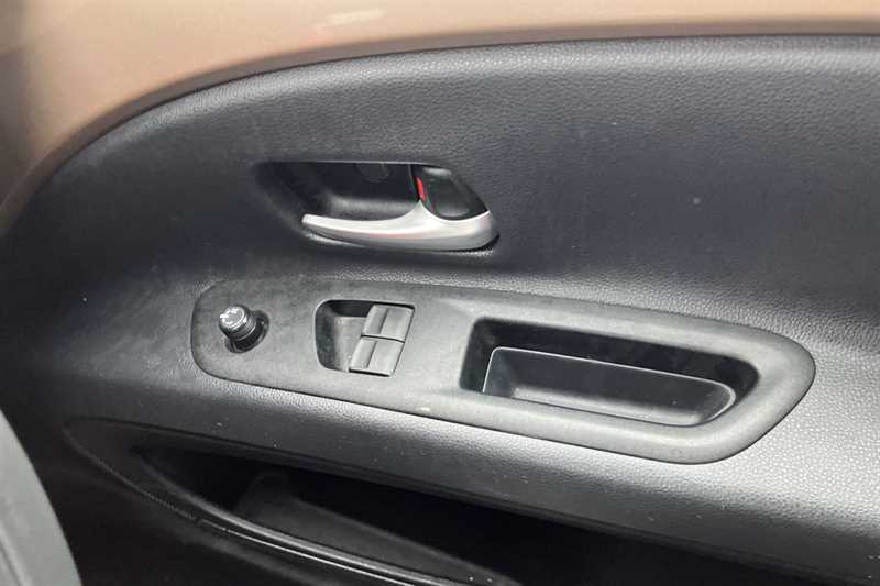 Used Toyota Aygo X 2023 for sale - 77887761: Photo 16