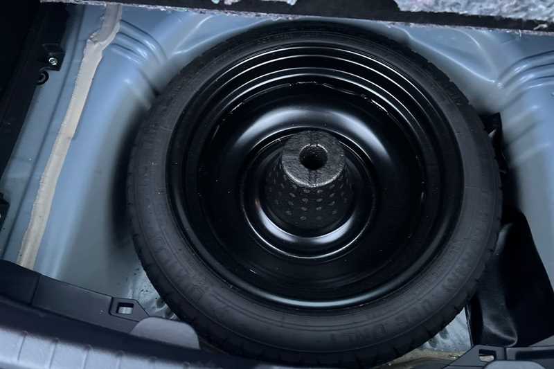 Used Toyota Yaris 2017 for sale - 77309626: Photo 37