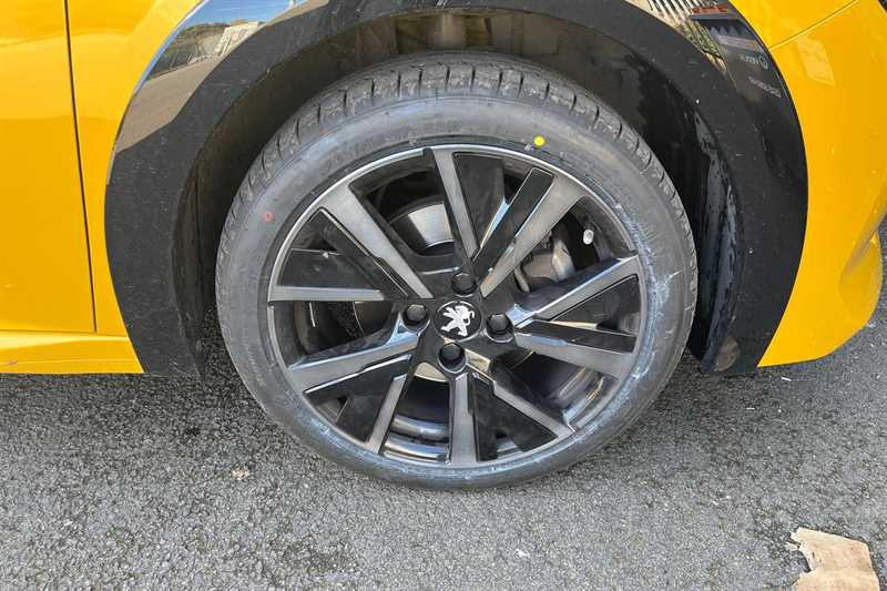 Used Peugeot 208 2023 for sale - 76775998: Photo 12