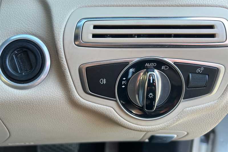 Used Mercedes-Benz C Class 2016 for sale - 77894910: Photo 40