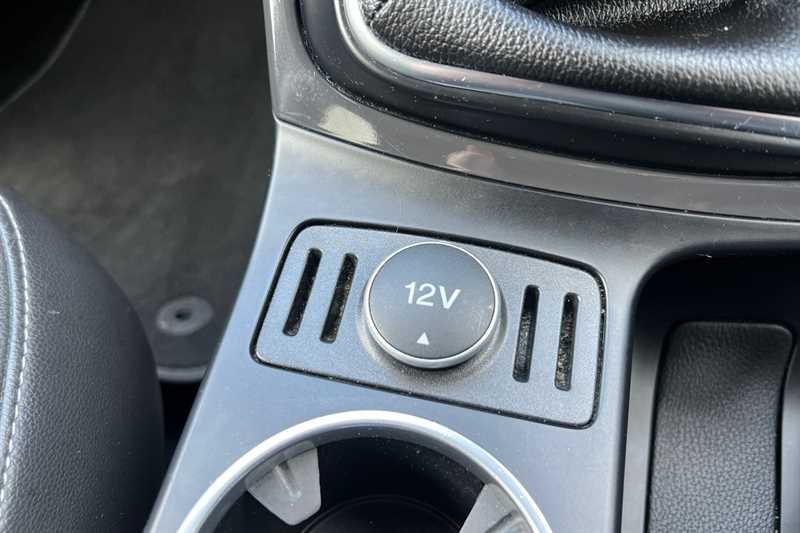 Used Ford Kuga 2016 for sale - 77886772: Photo 40