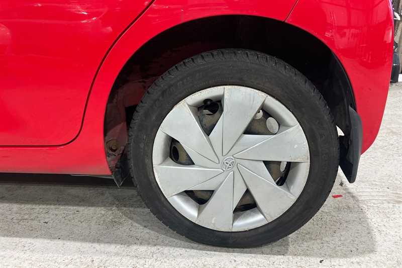 Used Toyota AYGO 2017 for sale - 77402618: Photo 9