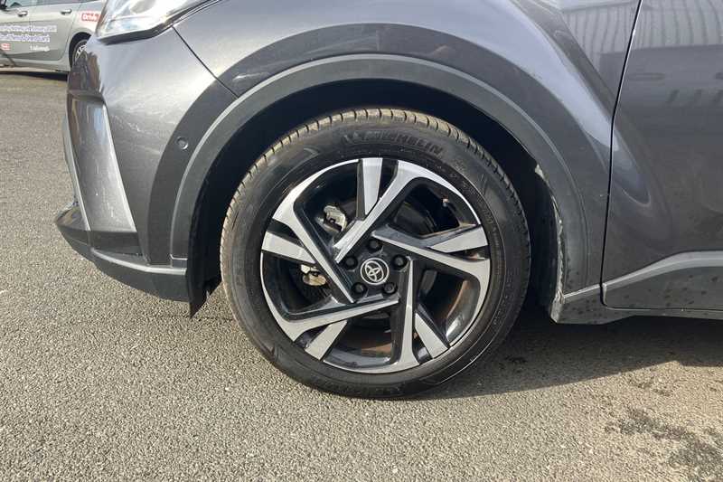 Used Toyota C-HR 2023 for sale - 77843906: Photo 12