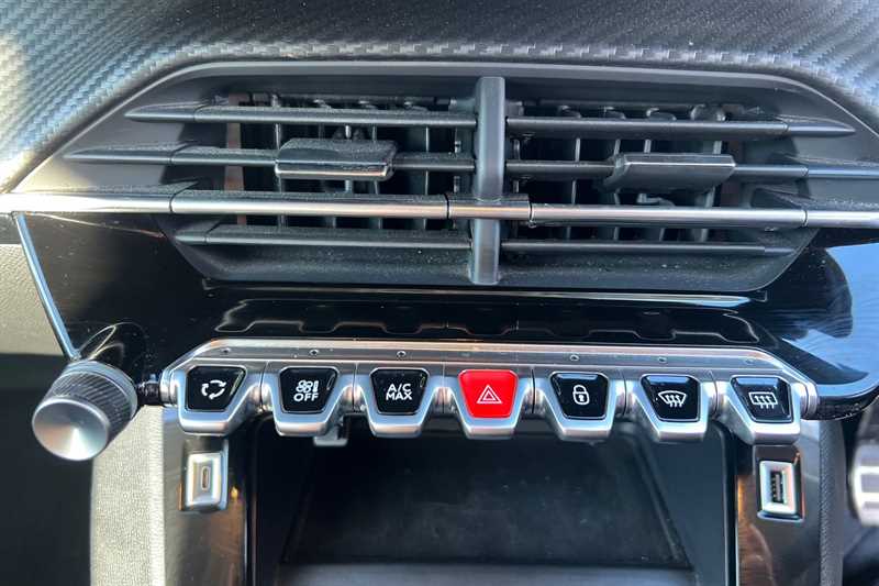 Used Peugeot 208 2023 for sale - 77742043: Photo 39