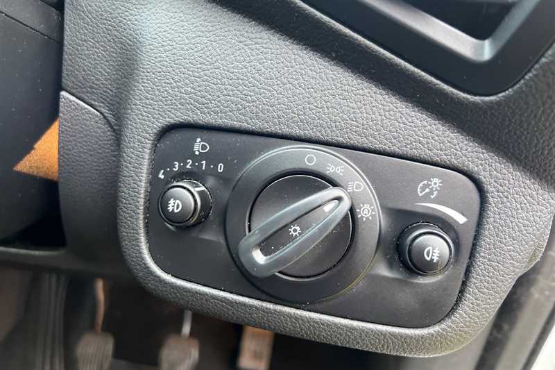 Used Ford Kuga 2016 for sale - 77894692: Photo 38