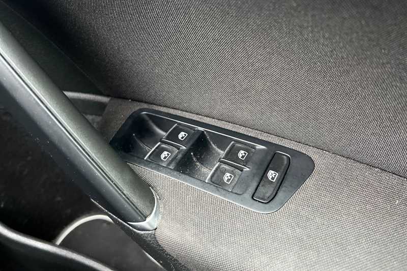 Used Volkswagen Golf 2020 for sale - 77481102: Photo 16