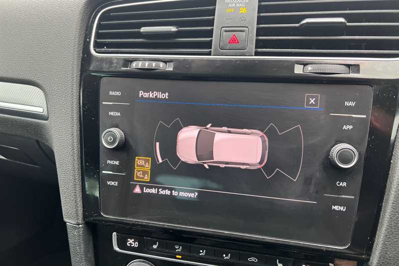 Used Volkswagen Golf 2020 for sale - 77481102: Photo 19