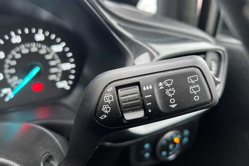 Used Ford Fiesta 2018 for sale - 77256725: Photo 40