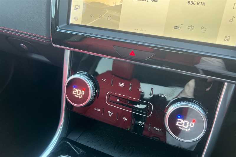 Used Jaguar XE 2024 for sale - 76805943: Photo 15