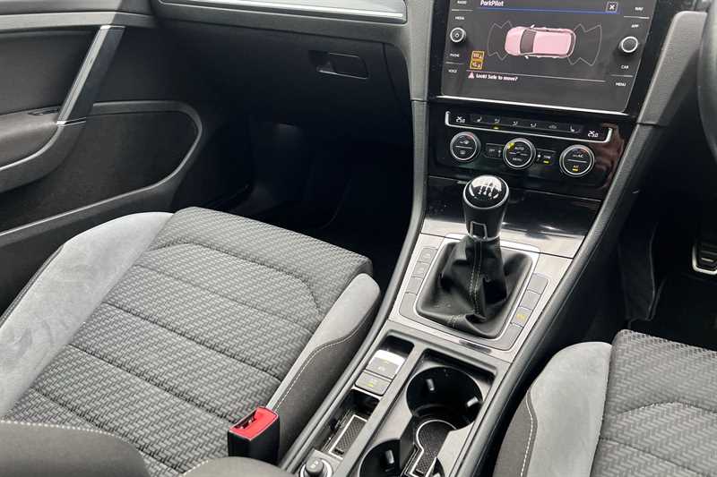 Used Volkswagen Golf 2020 for sale - 77562189: Photo 14