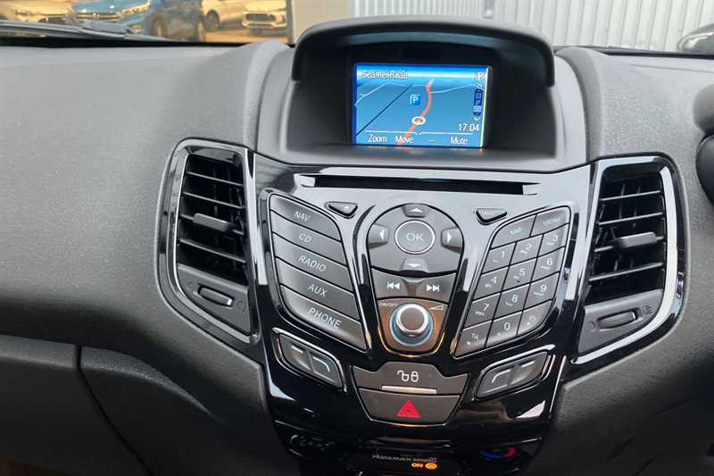 Used Ford Fiesta 2017 for sale - 76447703: Photo 43