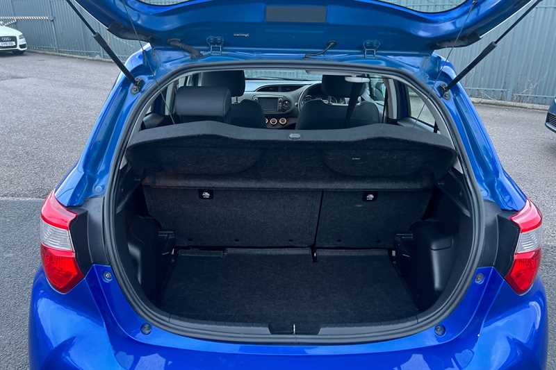 Used Toyota Yaris 2017 for sale - 77322188: Photo 25