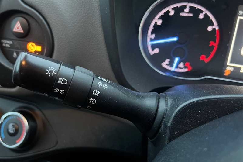 Used Toyota Yaris 2017 for sale - 77322188: Photo 40