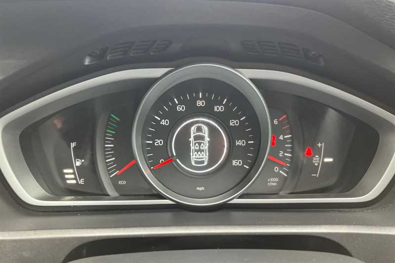 Used Volvo V40 2016 for sale - 78142648: Photo 20