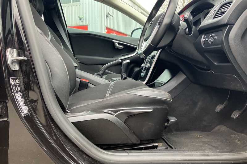 Used Volvo V40 2016 for sale - 78142648: Photo 26